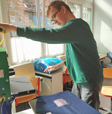 Schul-T-Shirts